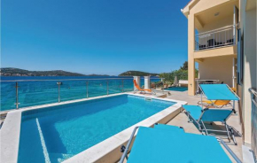 Beautiful home in Zatoglav with 4 Bedrooms, WiFi and Outdoor swimming pool